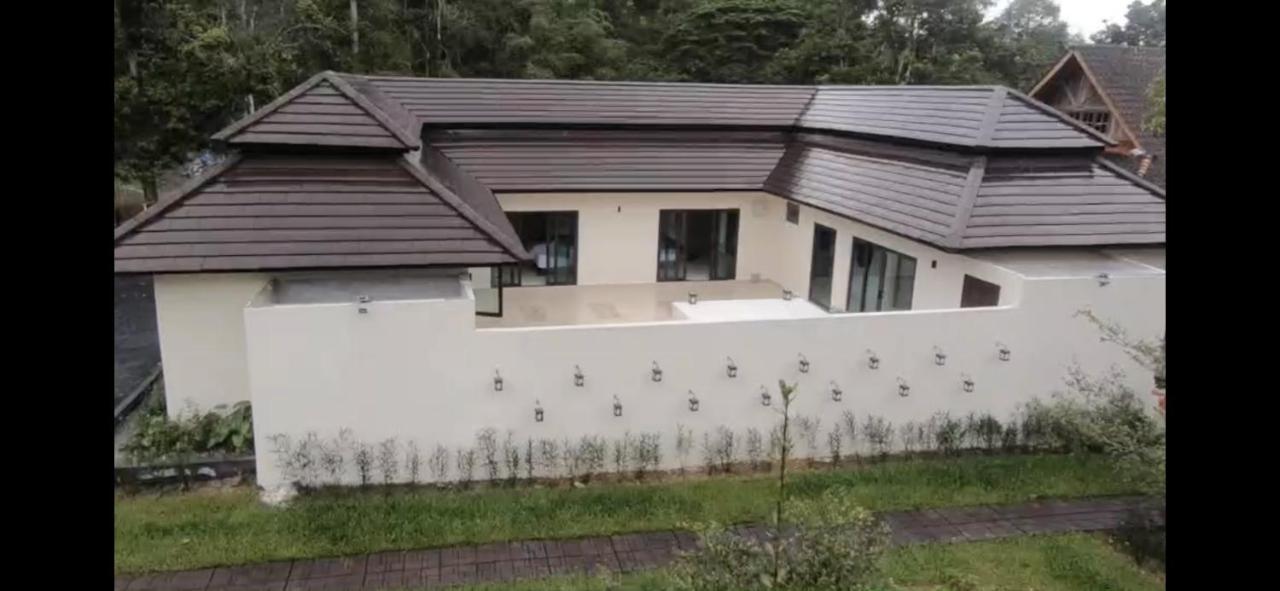 Charis Pool Villa 2 - 3 Bedroom With Private Pool Bentong Exterior foto